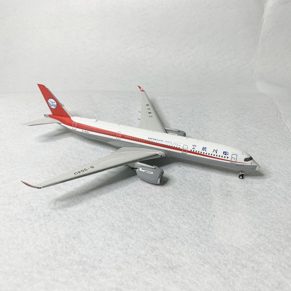 Sichuan Airlines A350-900 B-304U Phoenix 1:400