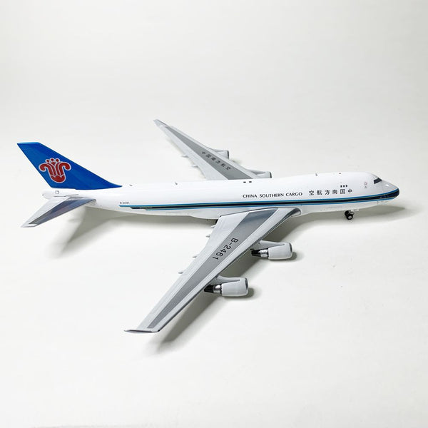 China Southern B747-400 B-2461 Phoenix 1:400