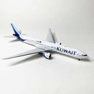 Kuwait Airways B777-300ER 9K-AOH 65 Years of pioneering Phoenix 1:400