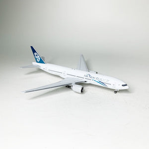 Air New Zealand B777-200ER ZK-OKG Phoenix 1:400