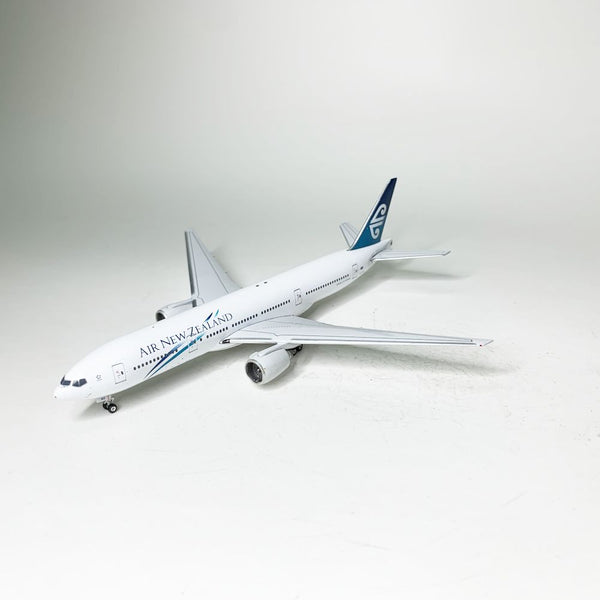 Air New Zealand B777-200ER ZK-OKG Phoenix 1:400