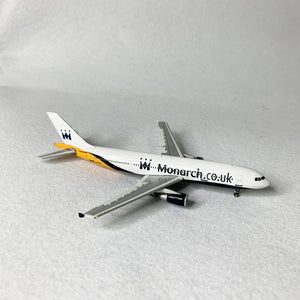 Monarch A300-600 G-MAJS Phoenix 1:400