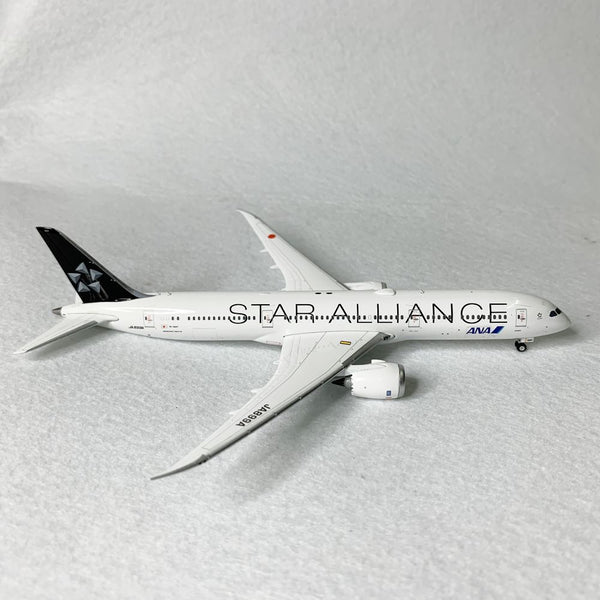 ANA B787-9 Star Alliance JA899A Phoenix 1:400