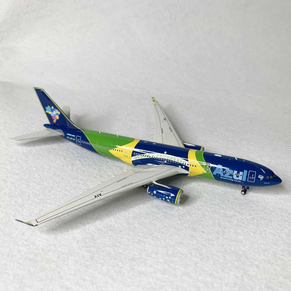 Azul A330-200 PR-AIV Phoenix 1:400