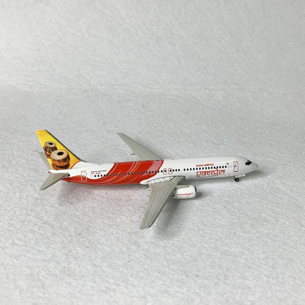 Air India Express B737-86Q VT-AXC Phoenix 1:400