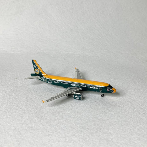 Air Asia A320 NAZA 9M-AFY Phoenix 1:400