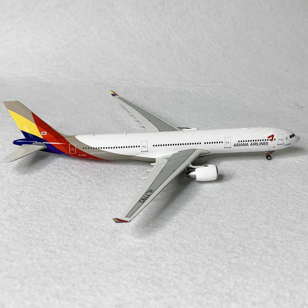 【廃盤】アシアナ航空 A330-300 1/400 廃盤】アシアナ航空 A330-300 1/400 廃盤】アシアナ航空 A330