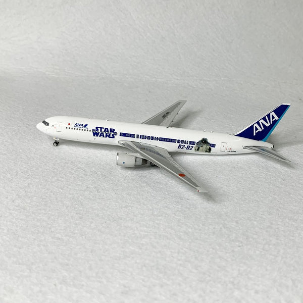 ANA B767-300ER JA604A Phoenix 1:400