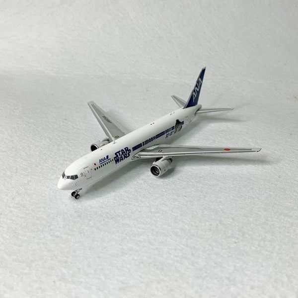 ANA B767-300ER JA604A Phoenix 1:400