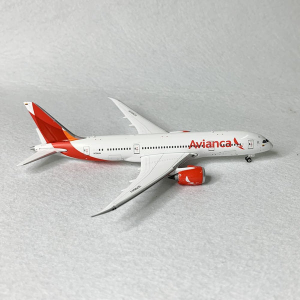 Avianca B787-8 N796AV Phoenix 1:400