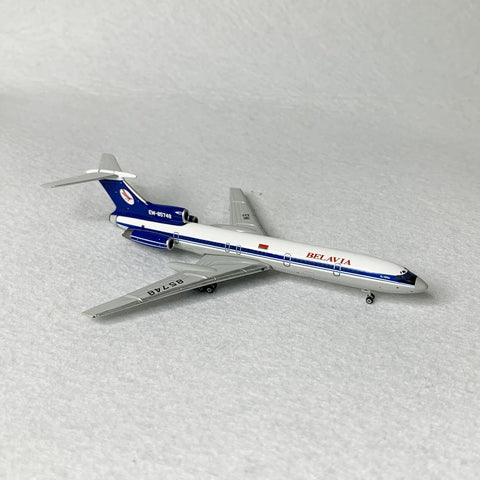 Belavia TU-154M EW-85748 Phoenix 1:400