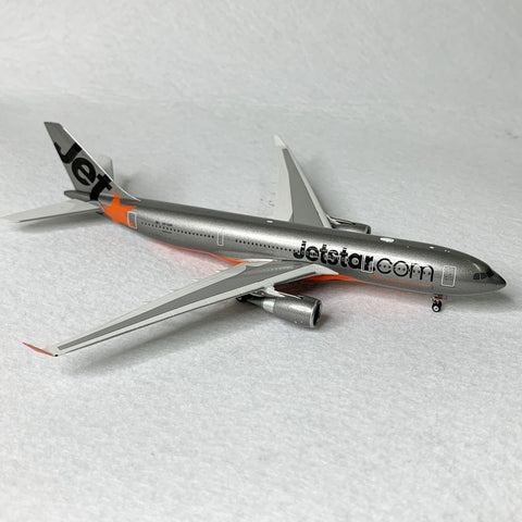 Jet Star A330-200 VH-EBR Phoenix 1:400