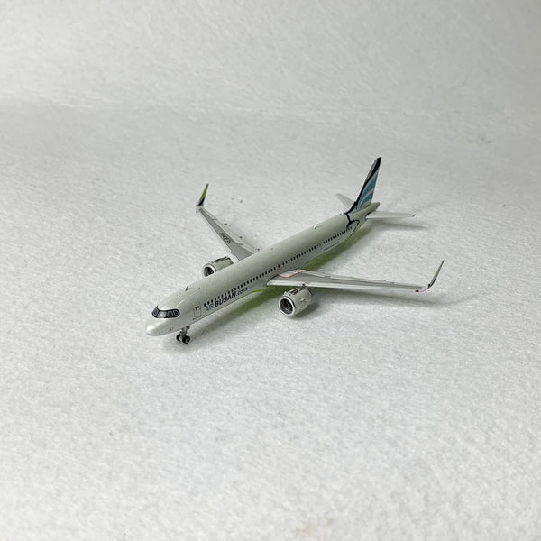 Air Busan A321neo  HL8366 Phoenix 1:400