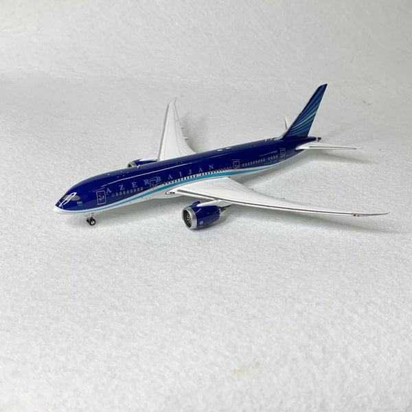 Azerbaijan Airlines B787-8 VP-BBR Phoenix 1:400