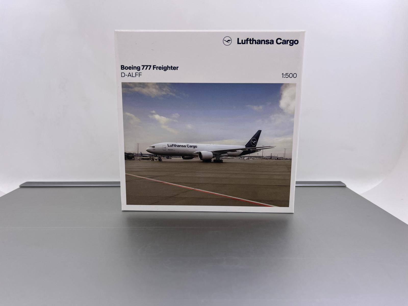 Lufthansa Cargo Boeing 777 Freighter D-ALFF Herpa 1:500