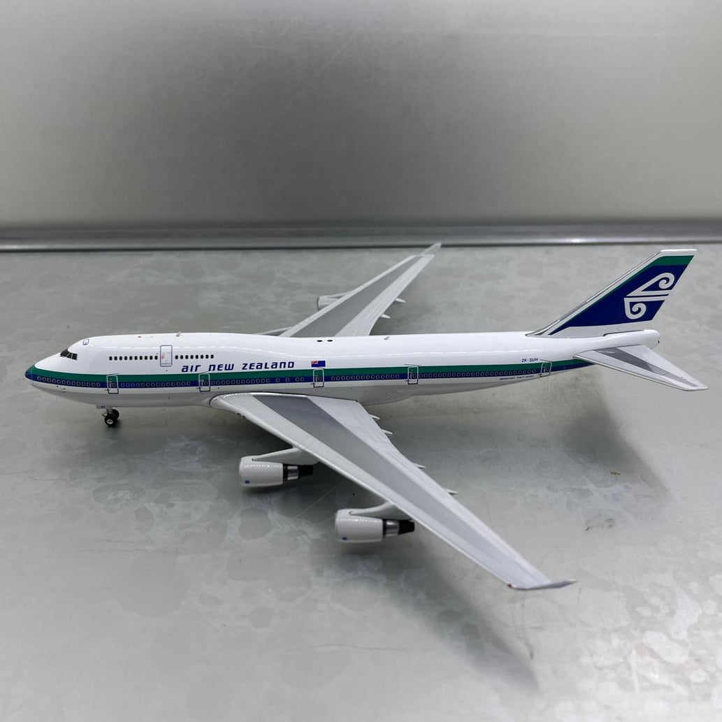 Air New Zealand B747-400 ZK-SUH  Phoenix 1:400