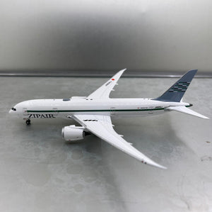 ZIP Air Tokyo B787-8 JA826J  Phoenix 1:400