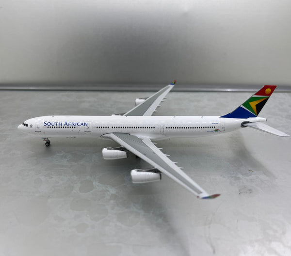 South African A340-300 ZS-SXF  Phoenix 1:400